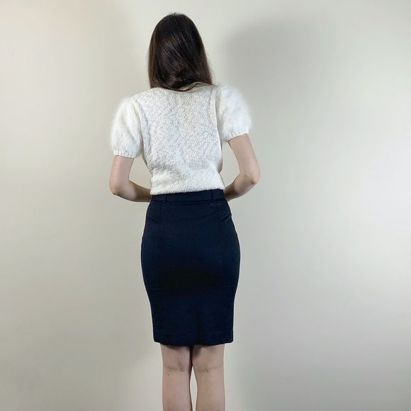 Prada black pencil skirt with belt, XS 38. - Picture 3 of 9